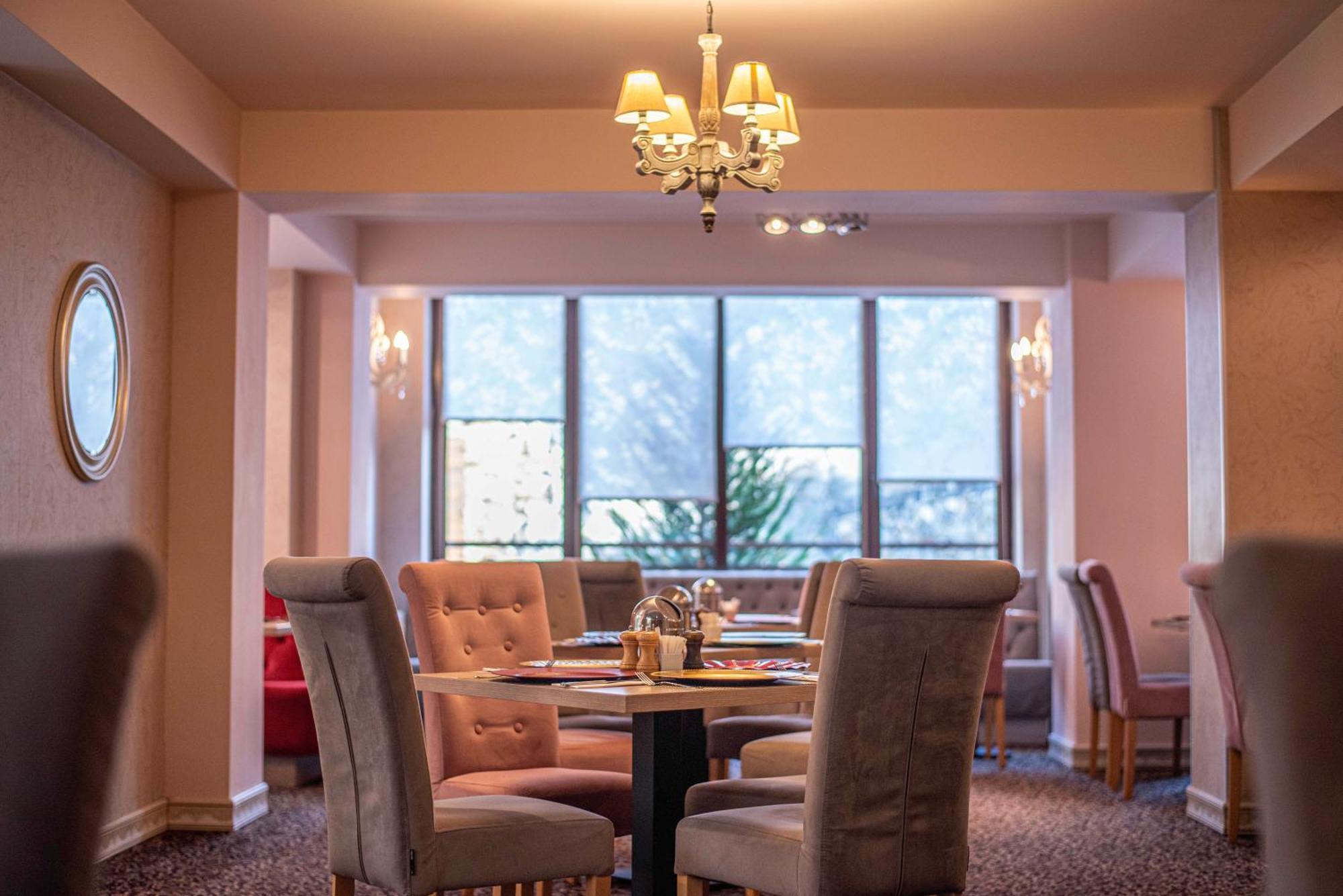 Paj Hotelul Retreat & Spa Синая Екстериор снимка
