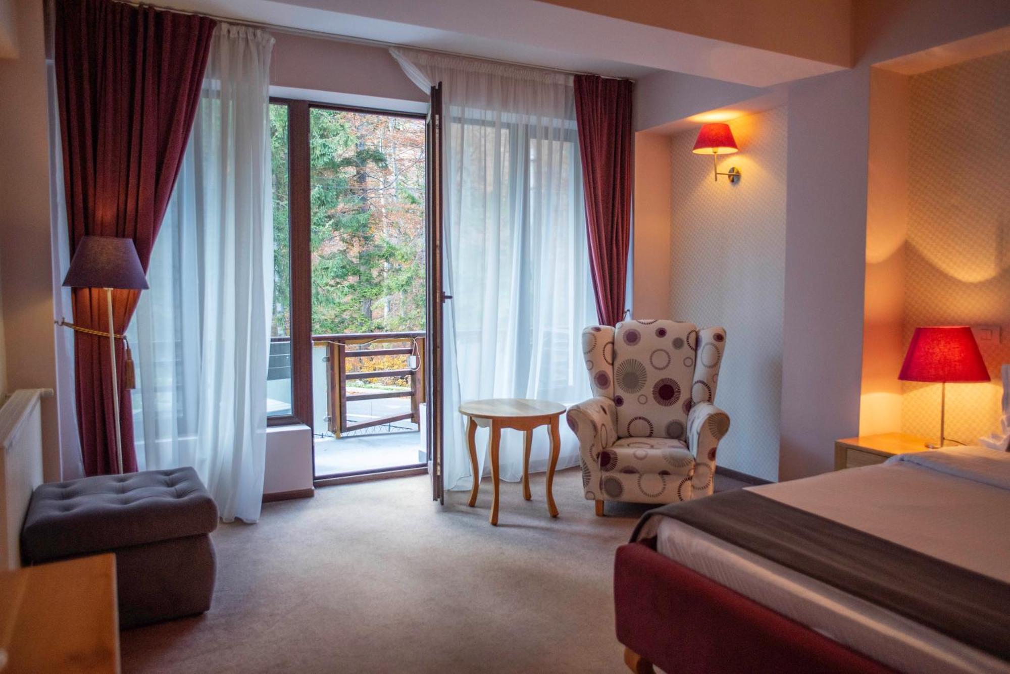 Paj Hotelul Retreat & Spa Синая Екстериор снимка