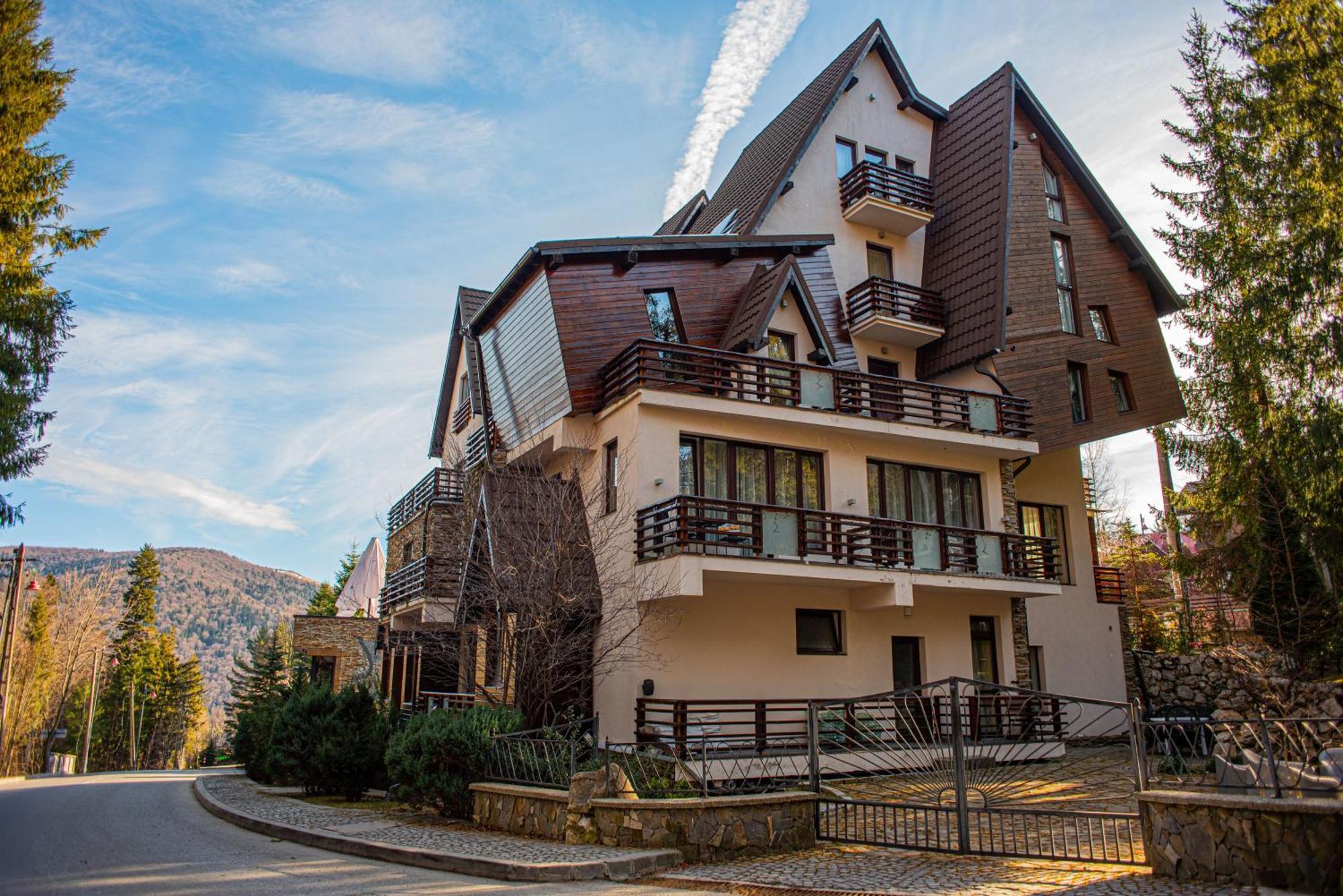 Paj Hotelul Retreat & Spa Синая Екстериор снимка